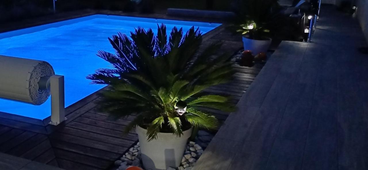 L'Atelier D'Adrien Apartment Lesgor Exterior foto